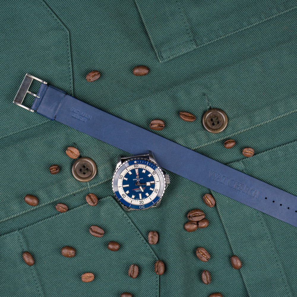 The denim blue Odysseía