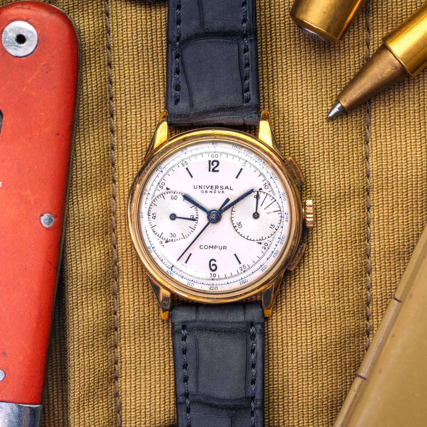 Universal Genève Compur or jaune 18kt