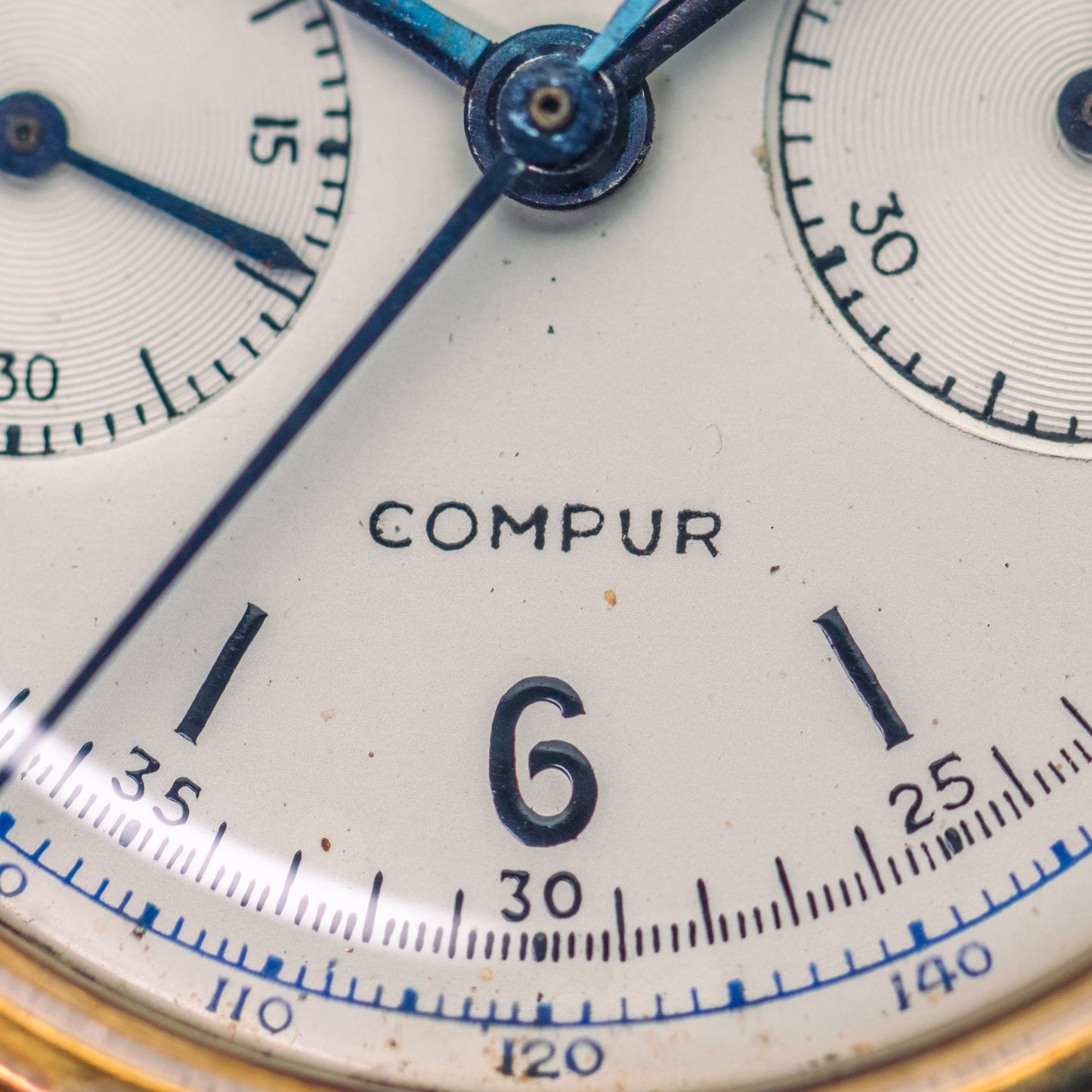 Universal Genève Compur or jaune 18kt