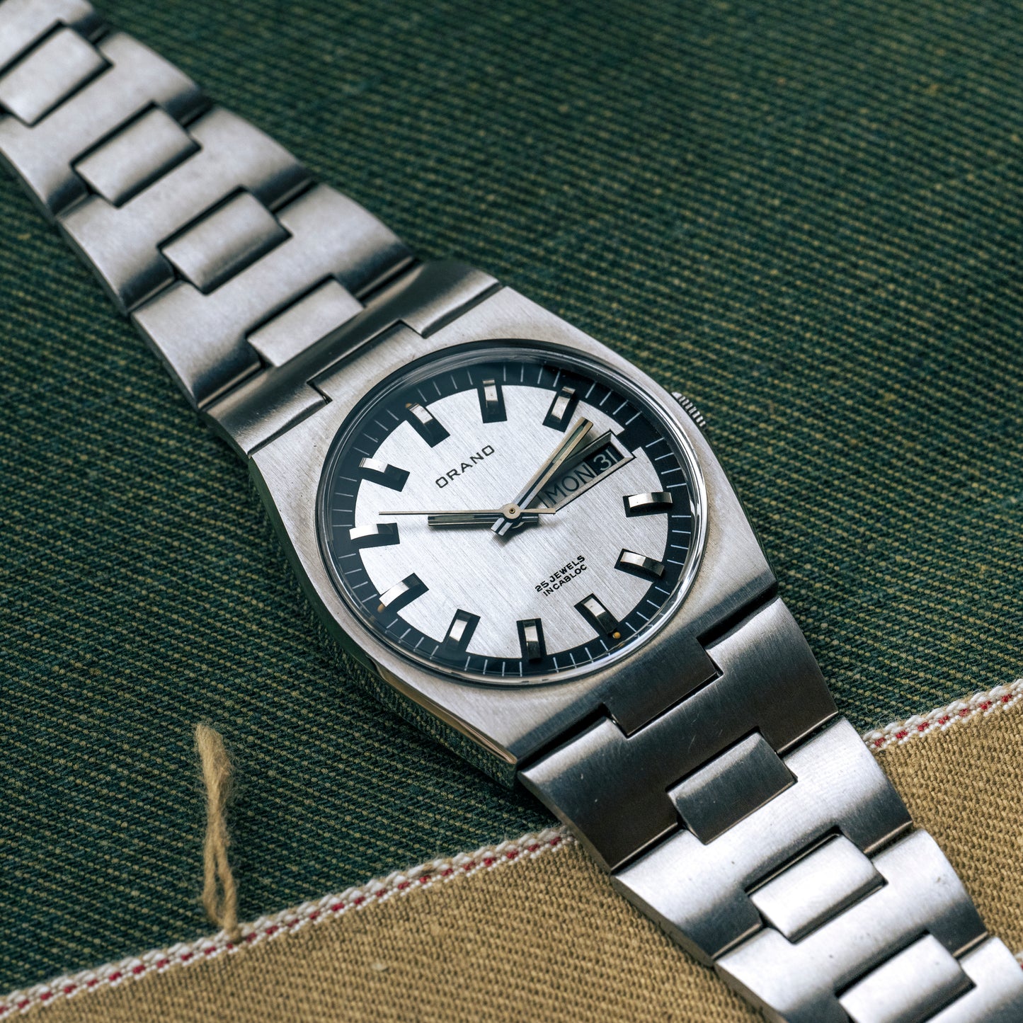 Orano bracelet intégré NOS