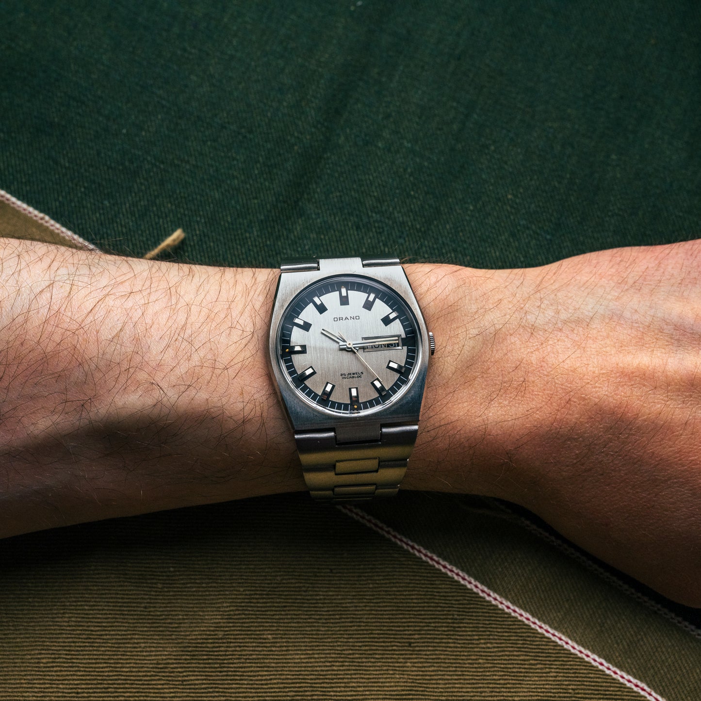 Orano bracelet intégré NOS