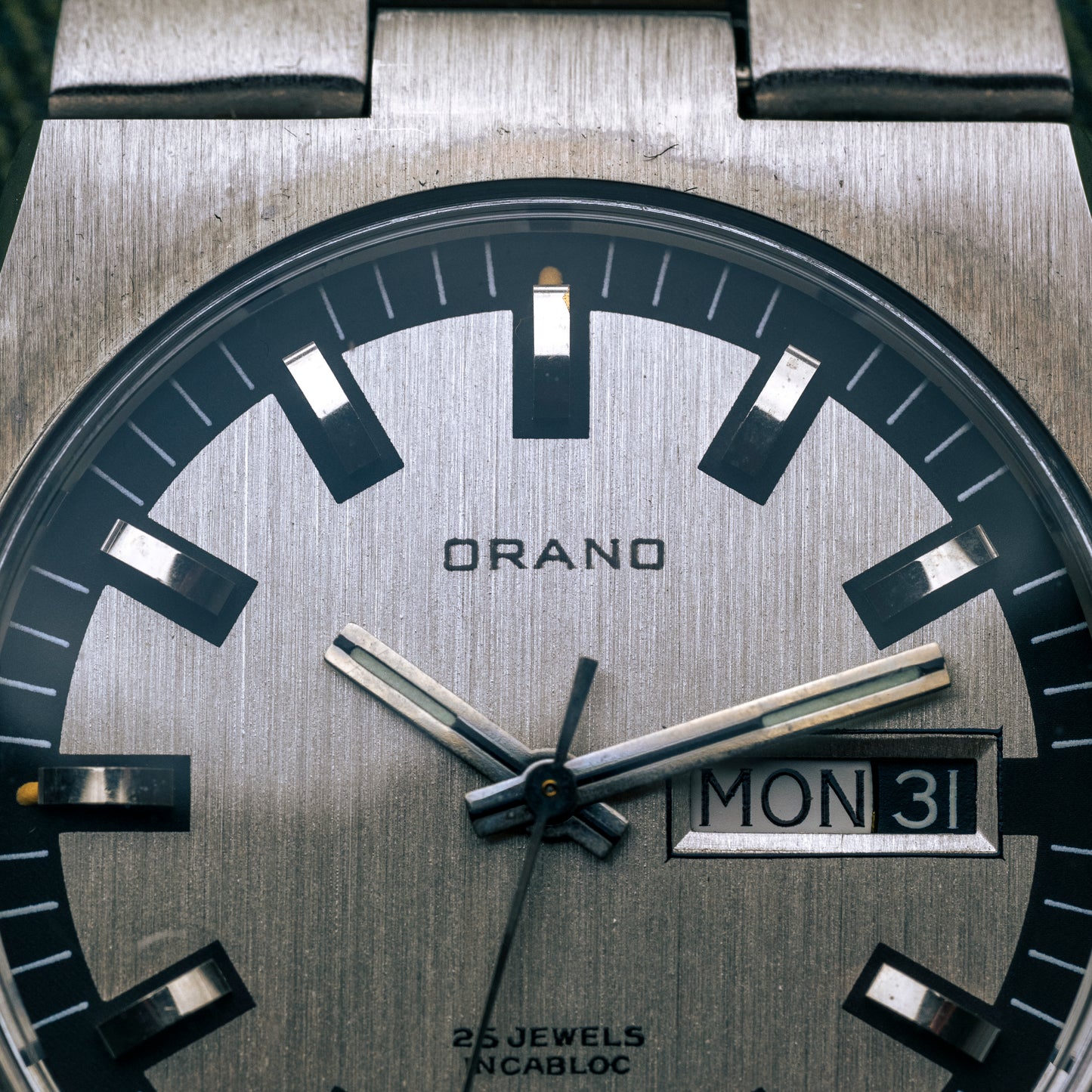 Orano bracelet intégré NOS