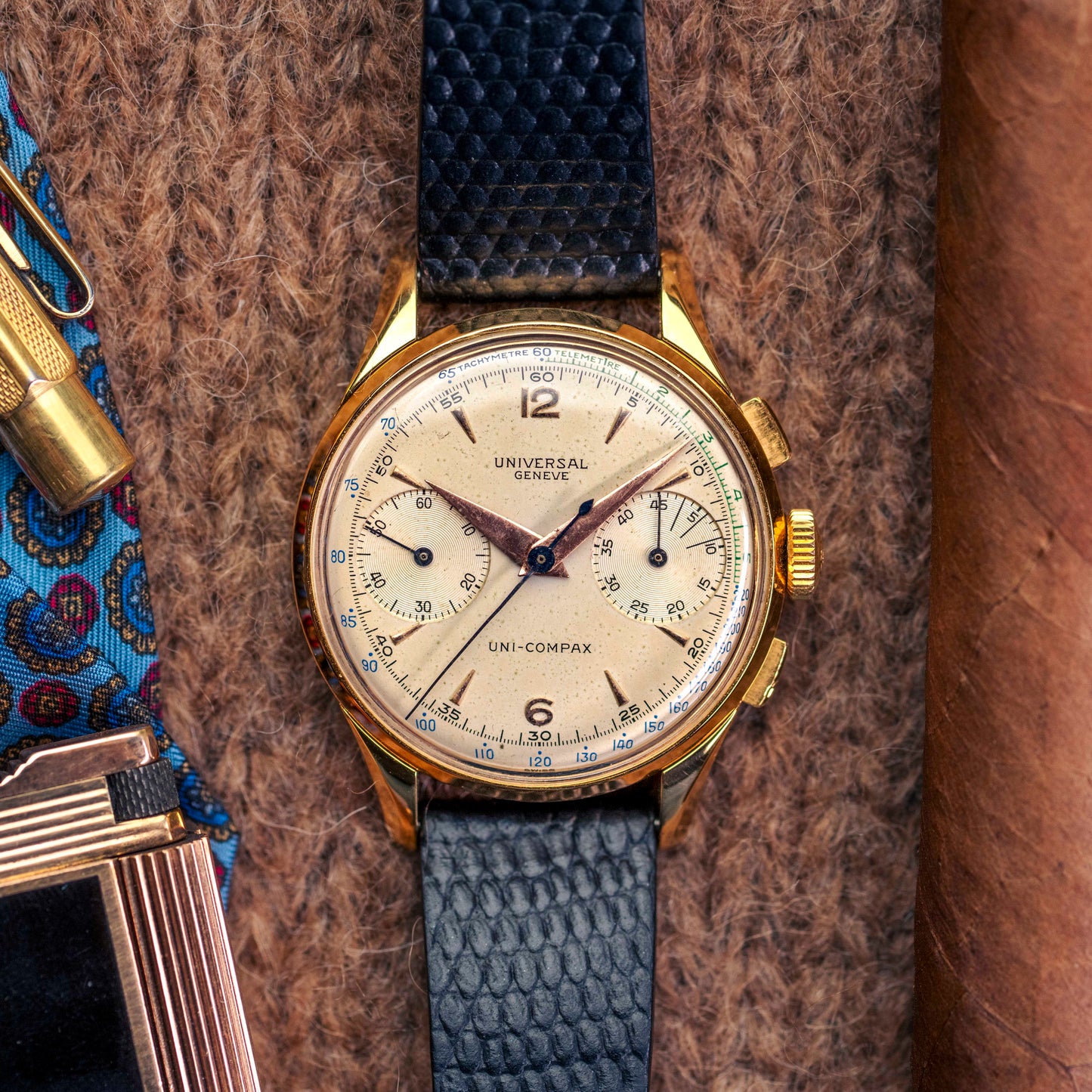 Universal Genève Uni Compax