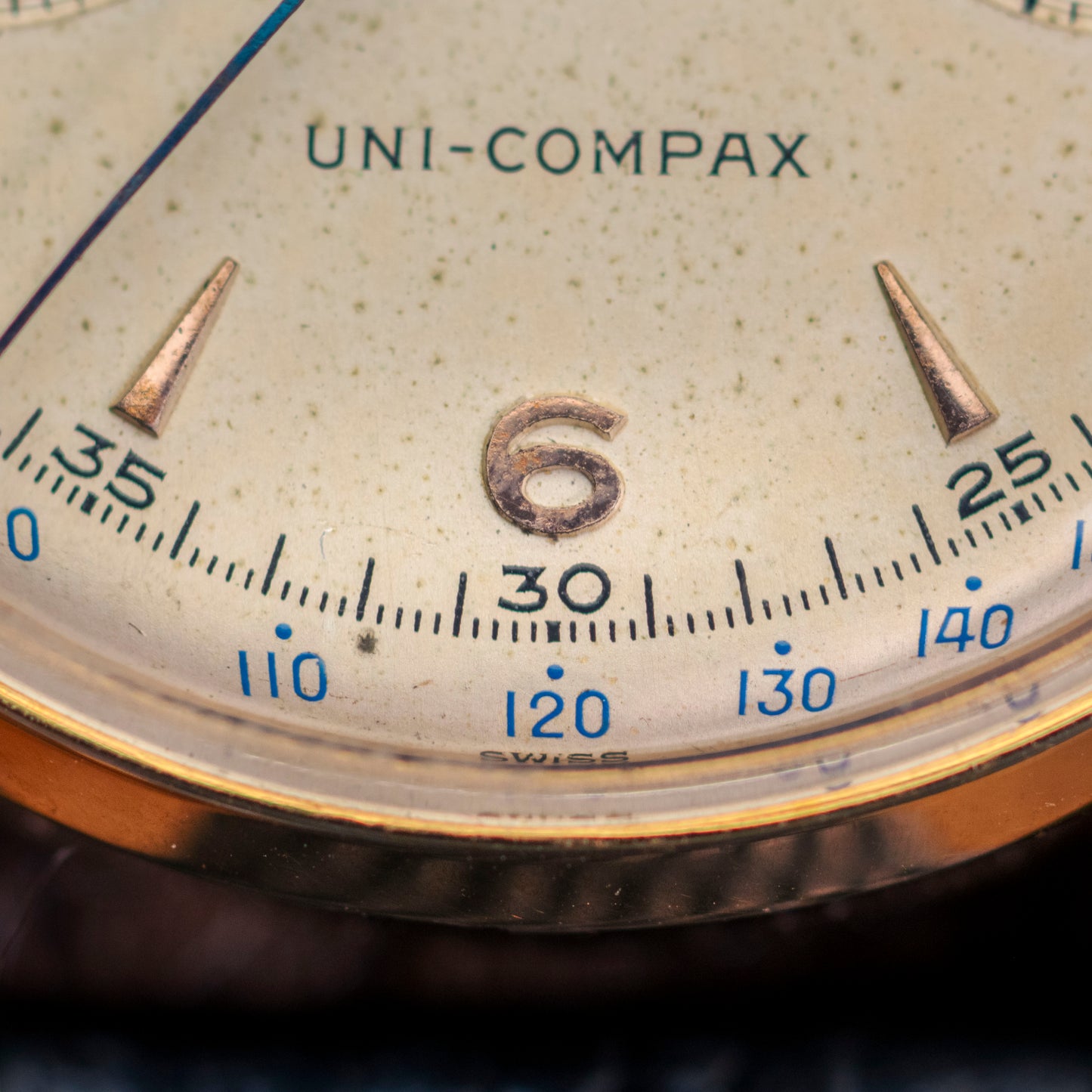 Universal Genève Uni Compax