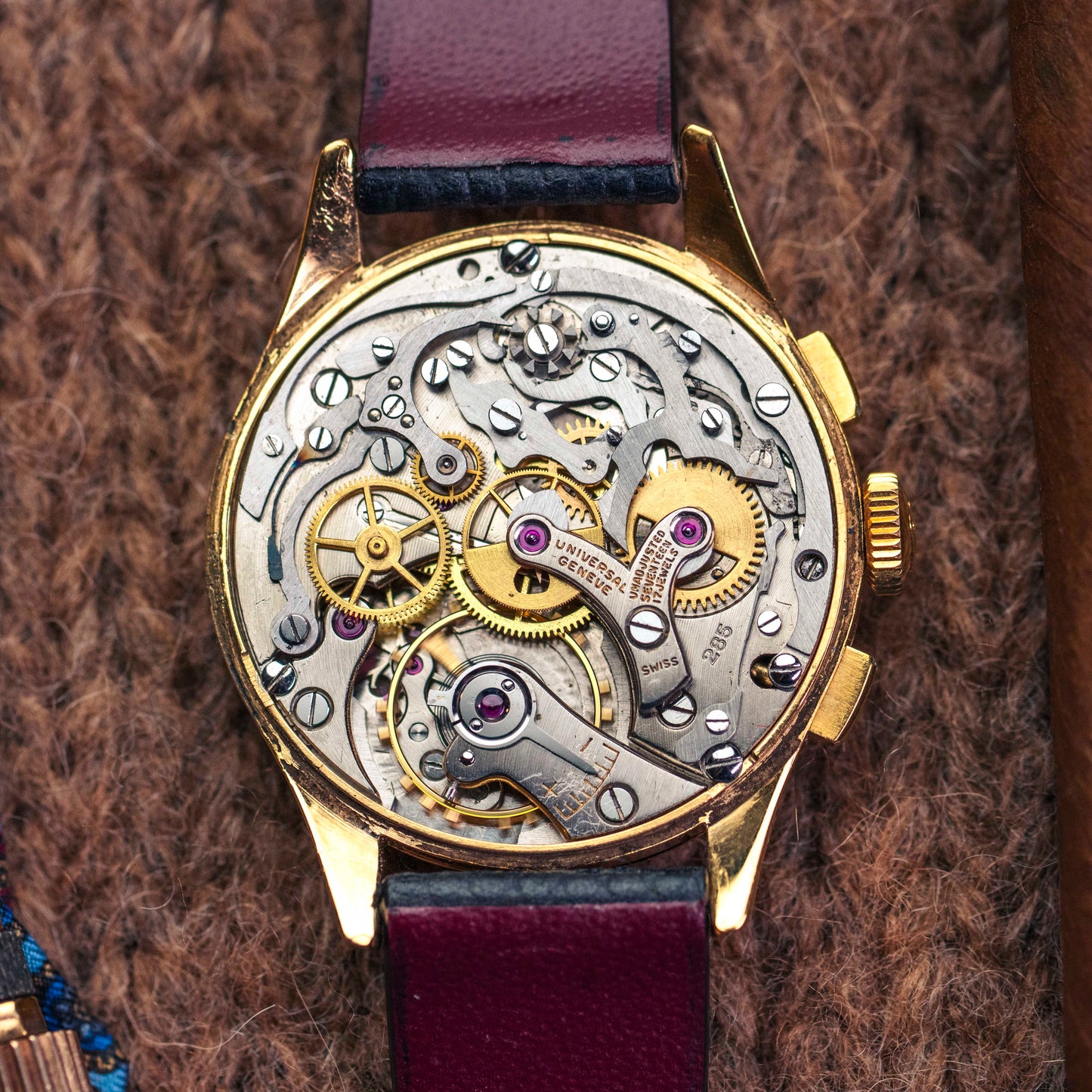 Universal Genève Uni Compax