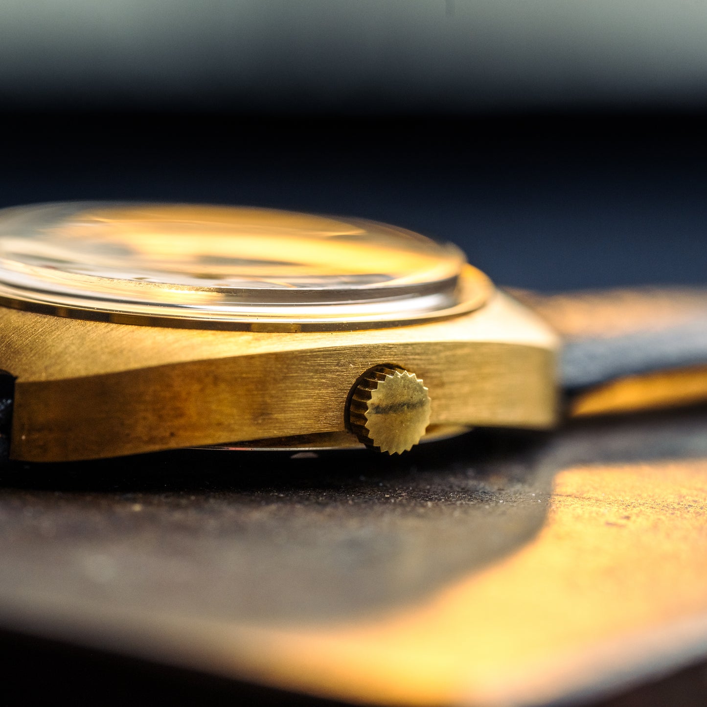 Orano tonneau plaquée or