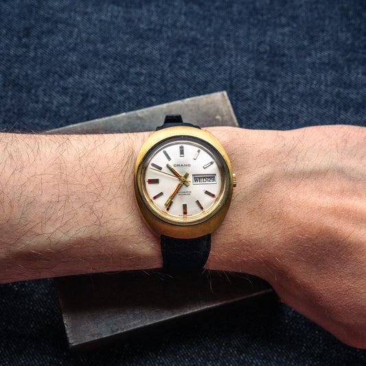 Orano tonneau plaquée or