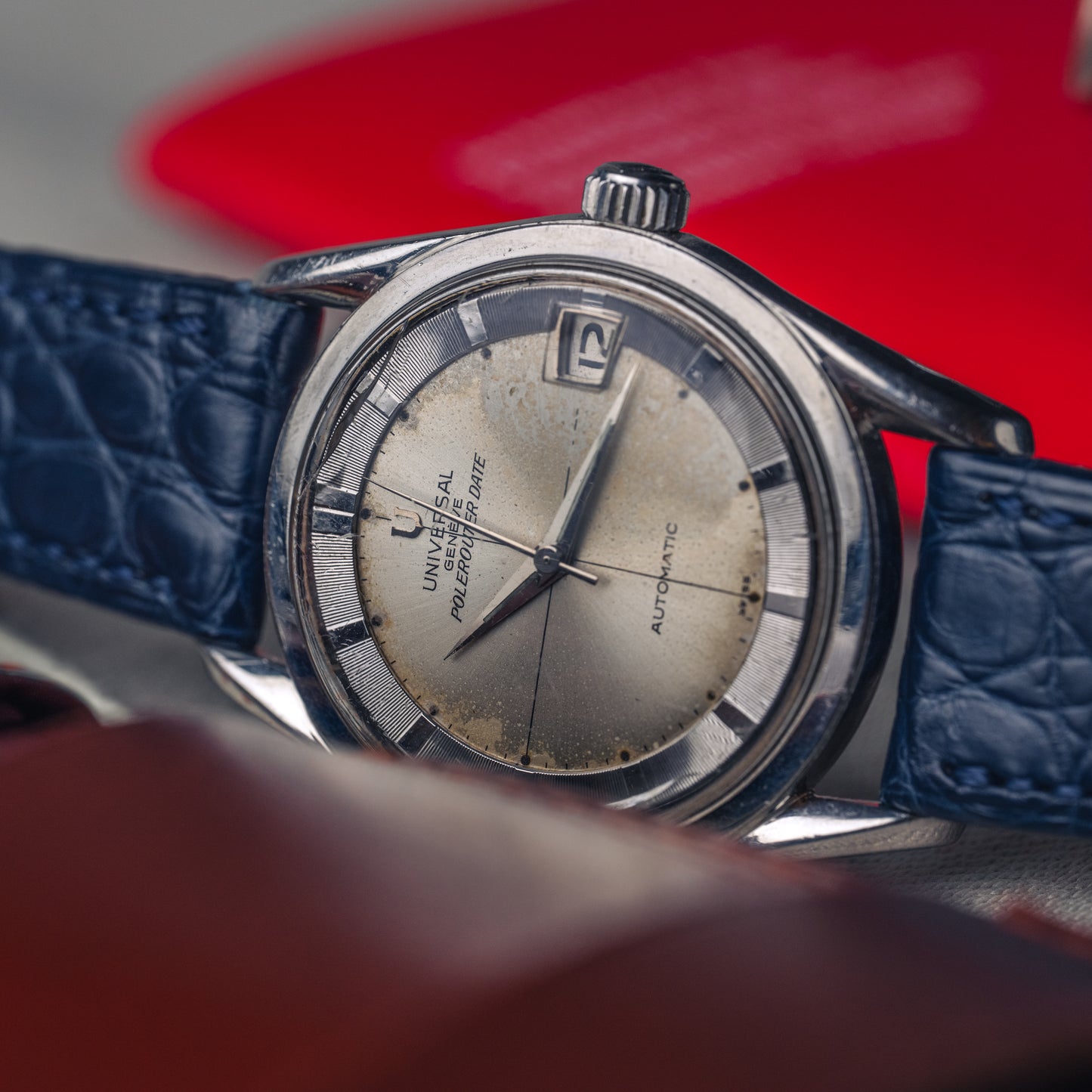 Universal Genève Polerouter Date