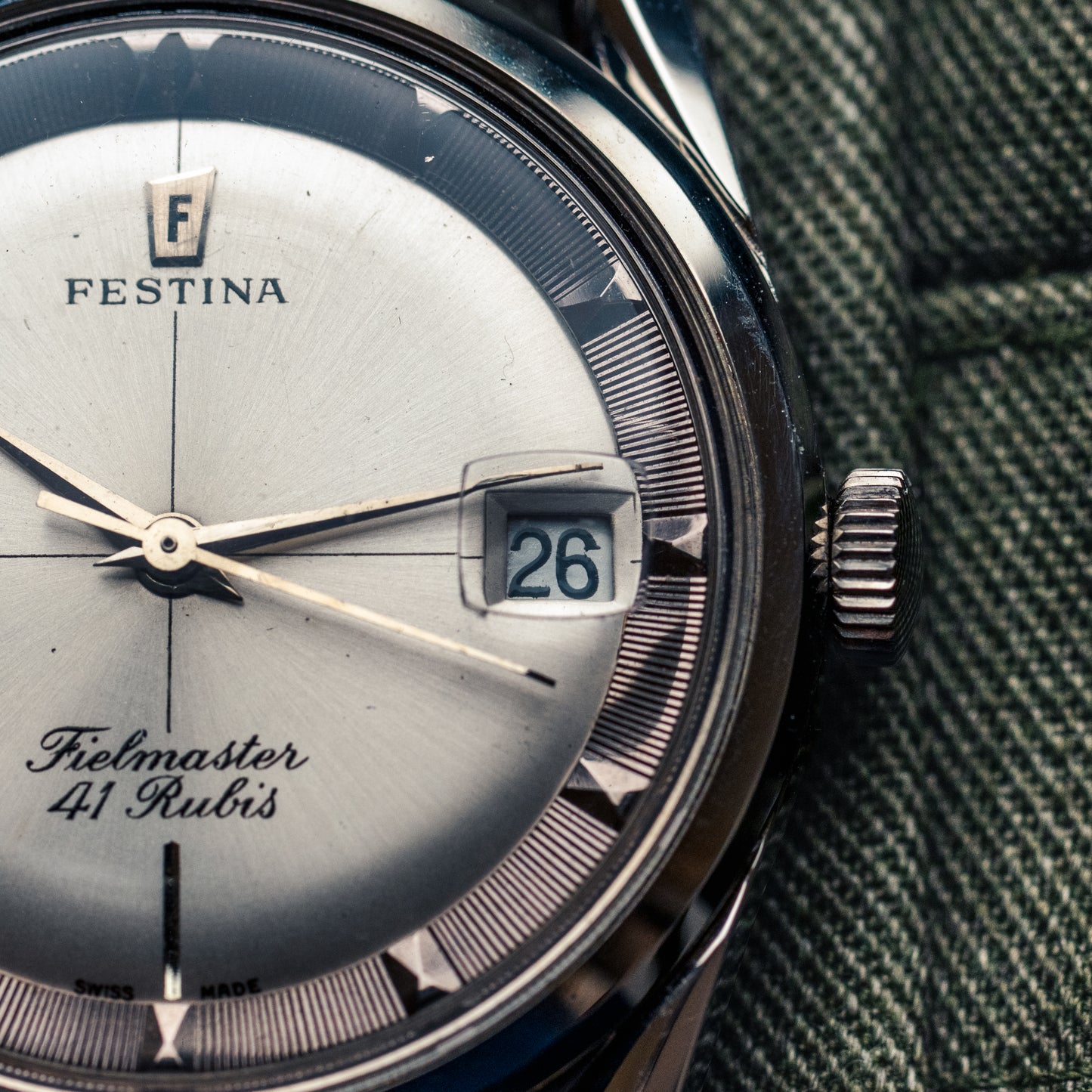 Festina Fieldmaster en acier