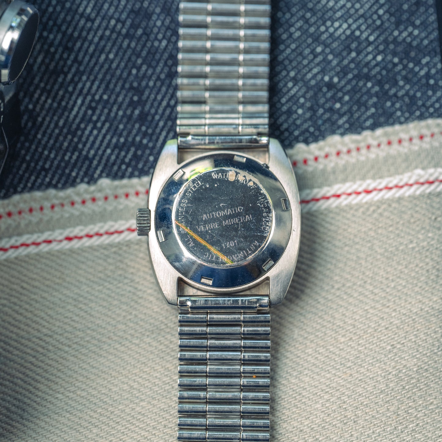 MONVIS AUTOMATIC INCABLOC NOS