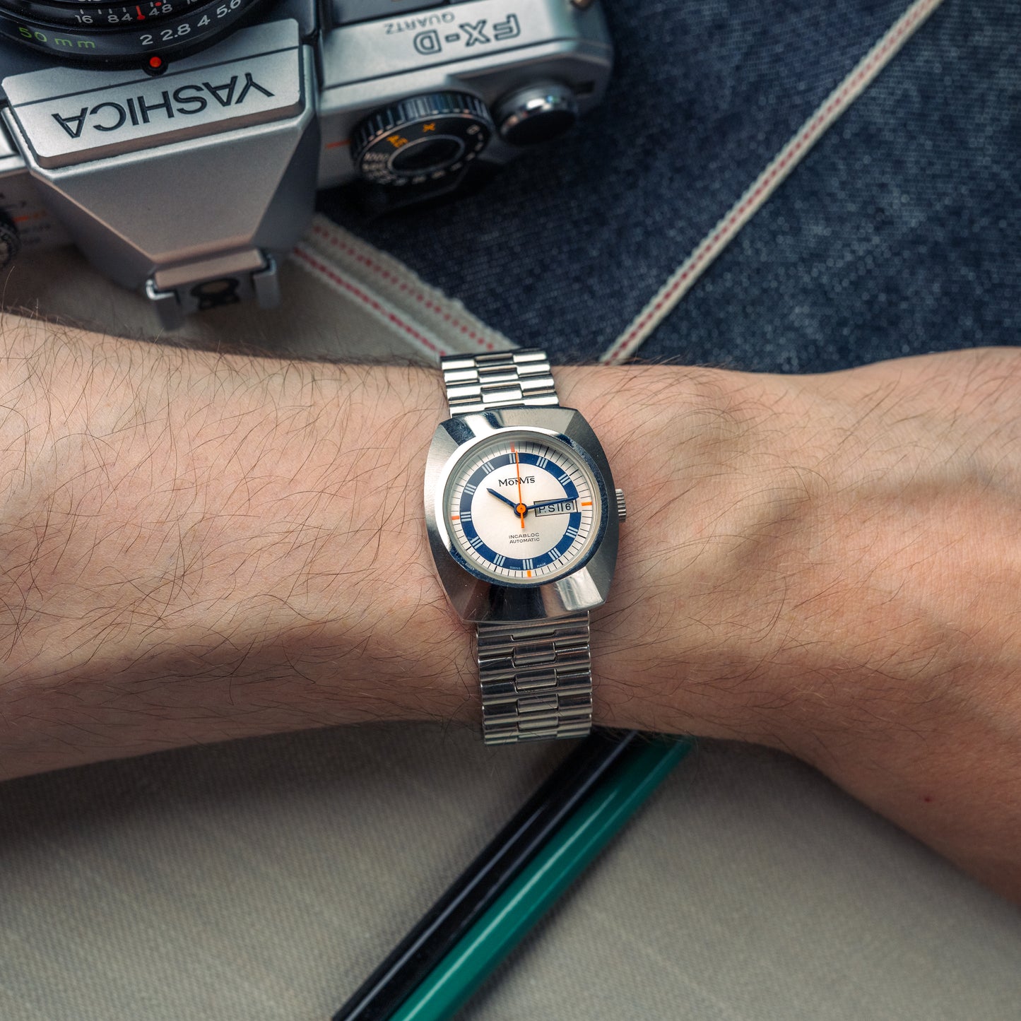 MONVIS AUTOMATIC INCABLOC NOS