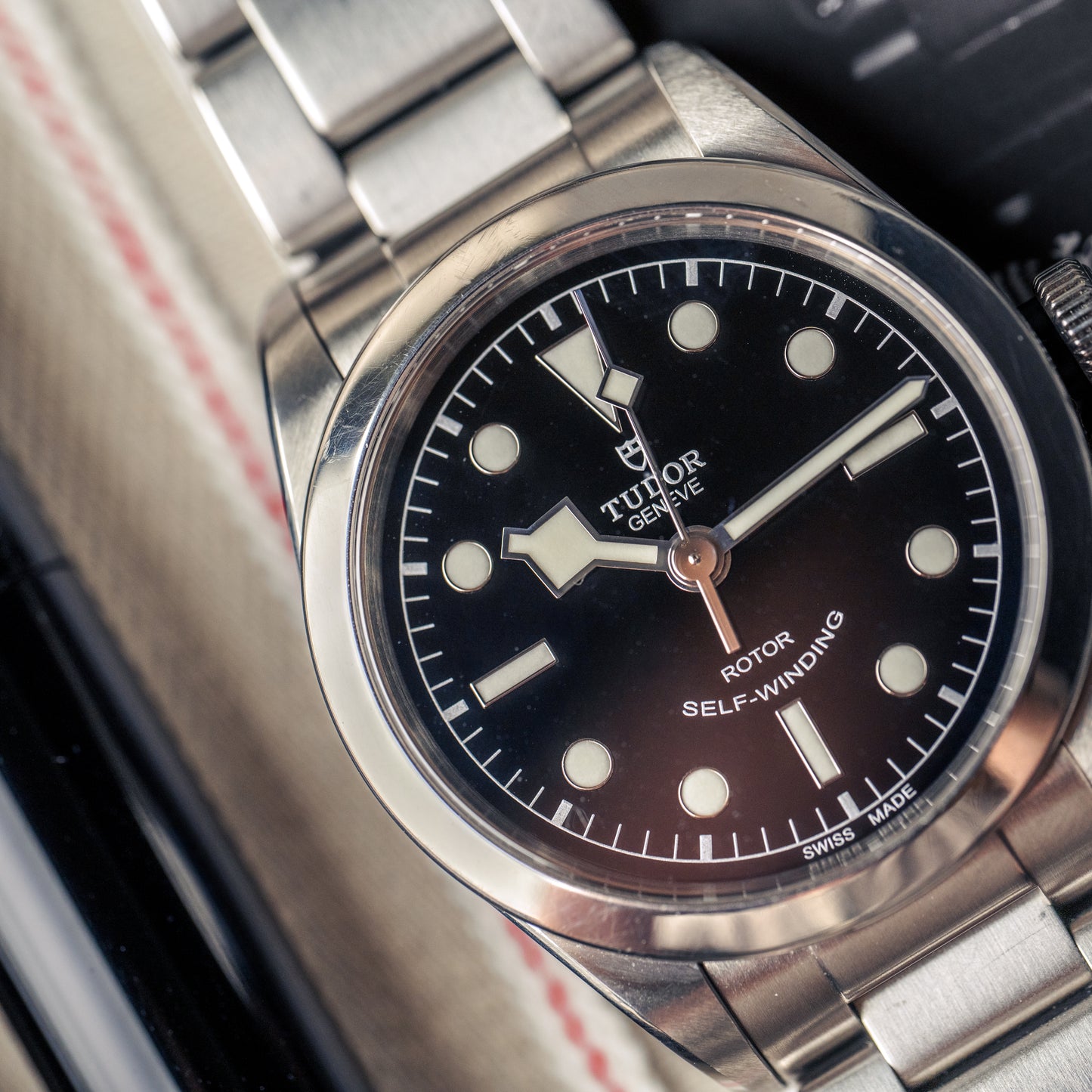 TUDOR BLACK BAY 36