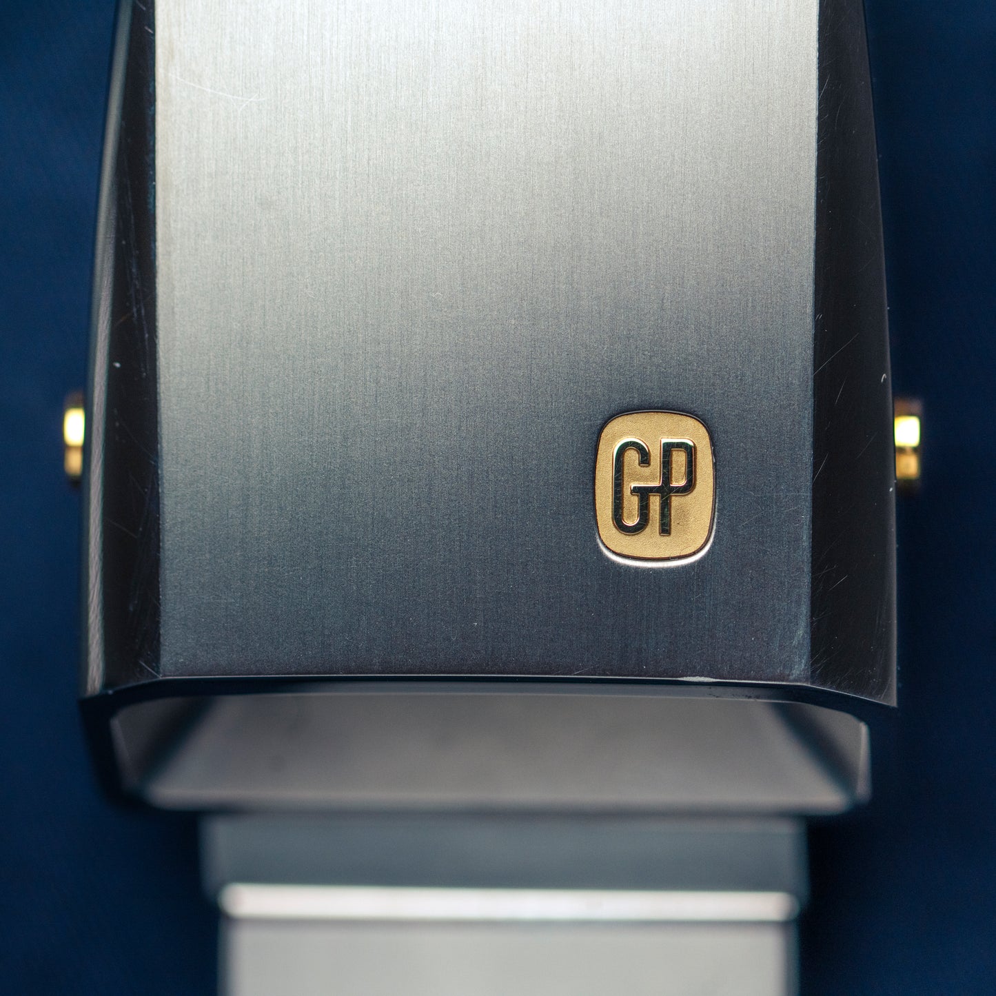 Girard-Perregaux Casquette 2.0