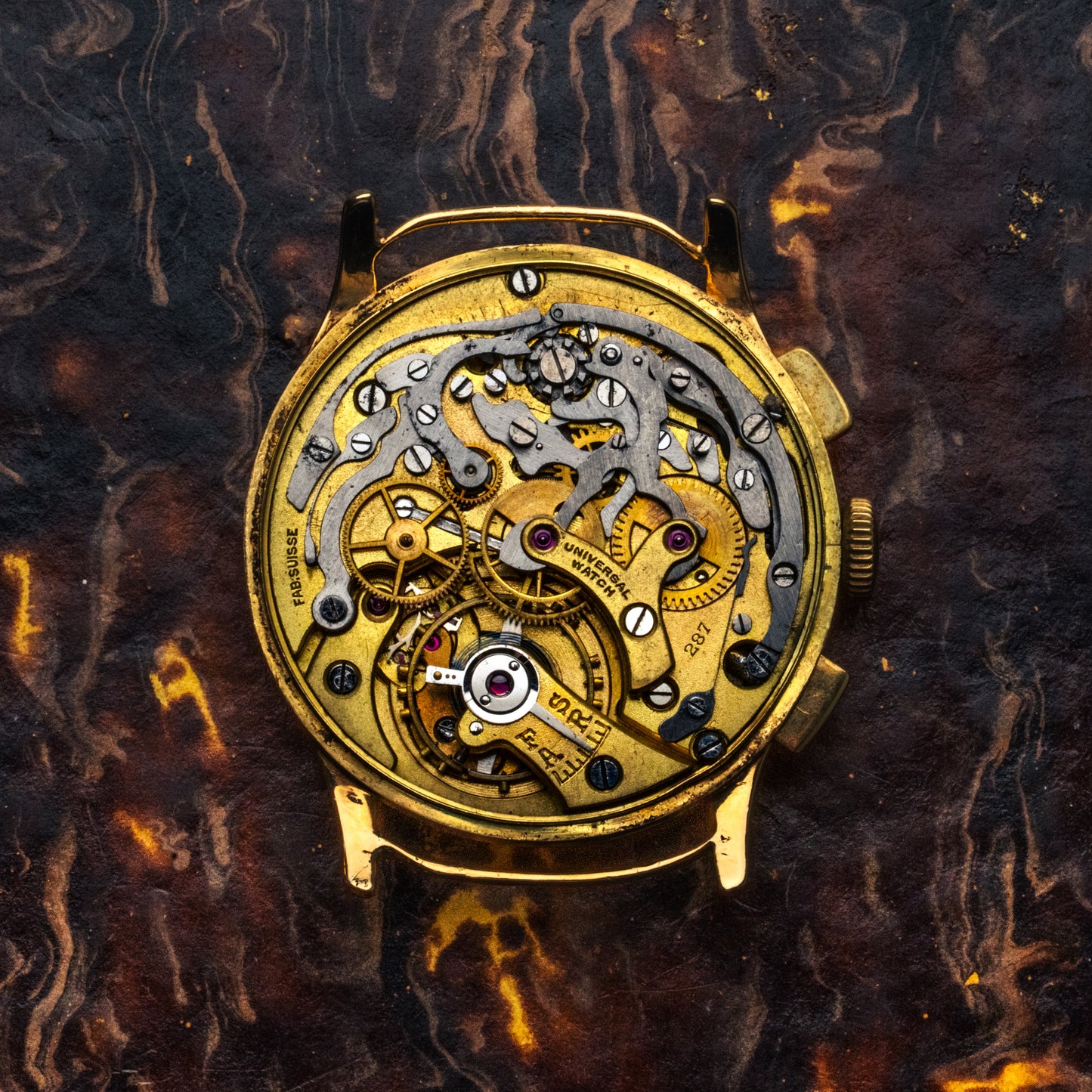 Universal Genève Compur or 18 carats